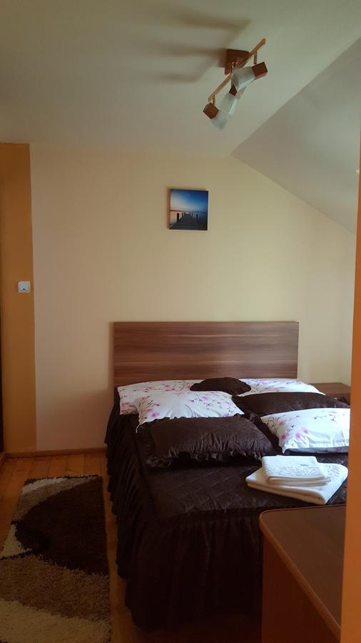 Cabana Cory Râușor Rîu de Mori Exterior foto