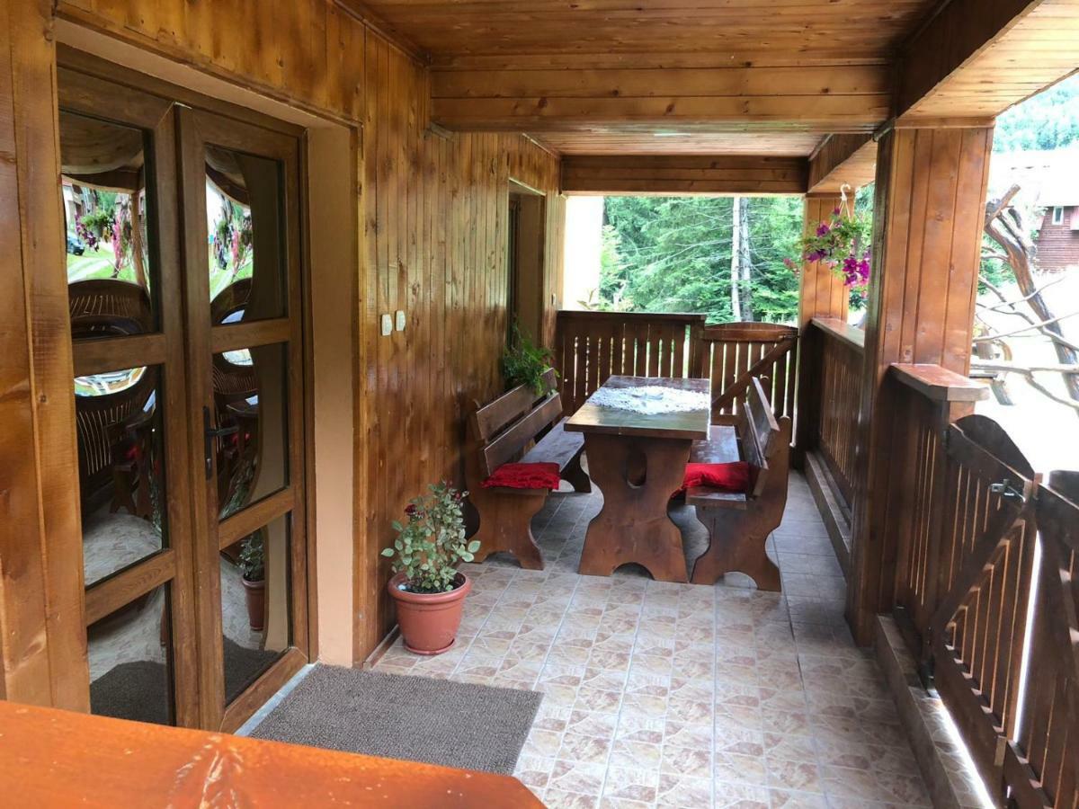 Cabana Cory Râușor Rîu de Mori Exterior foto